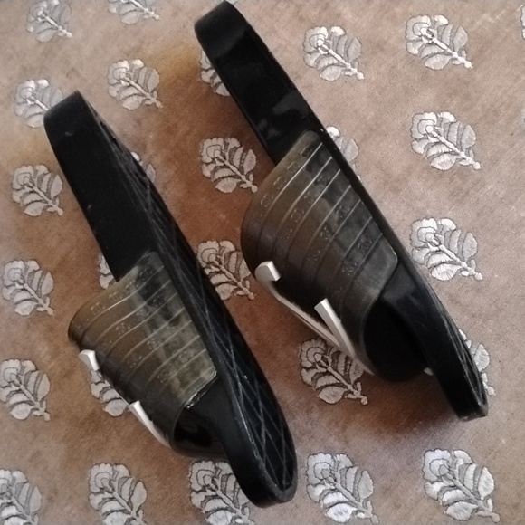 Authentic Chanel Women's Black and White Logo Slides - Picture 3 of 7